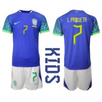 Brasilien Lucas Paqueta #7 Replika babykläder Bortaställ Barn VM 2022 Kortärmad (+ korta byxor)